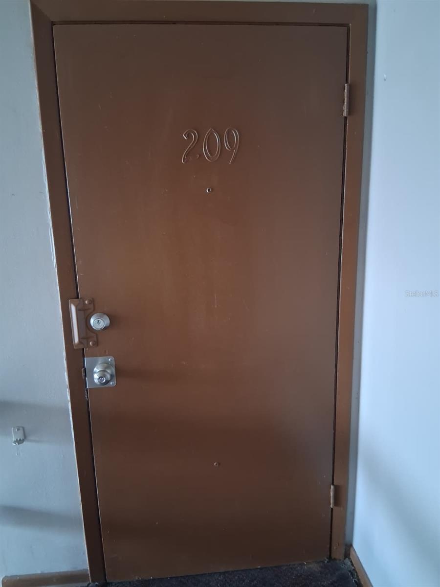 LAKE BARTON VILLAS CONDO - Residential