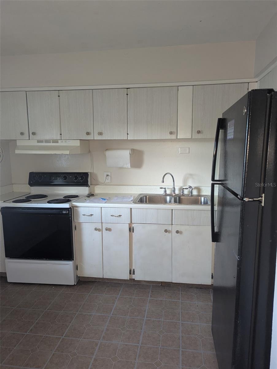 LAKE BARTON VILLAS CONDO - Residential