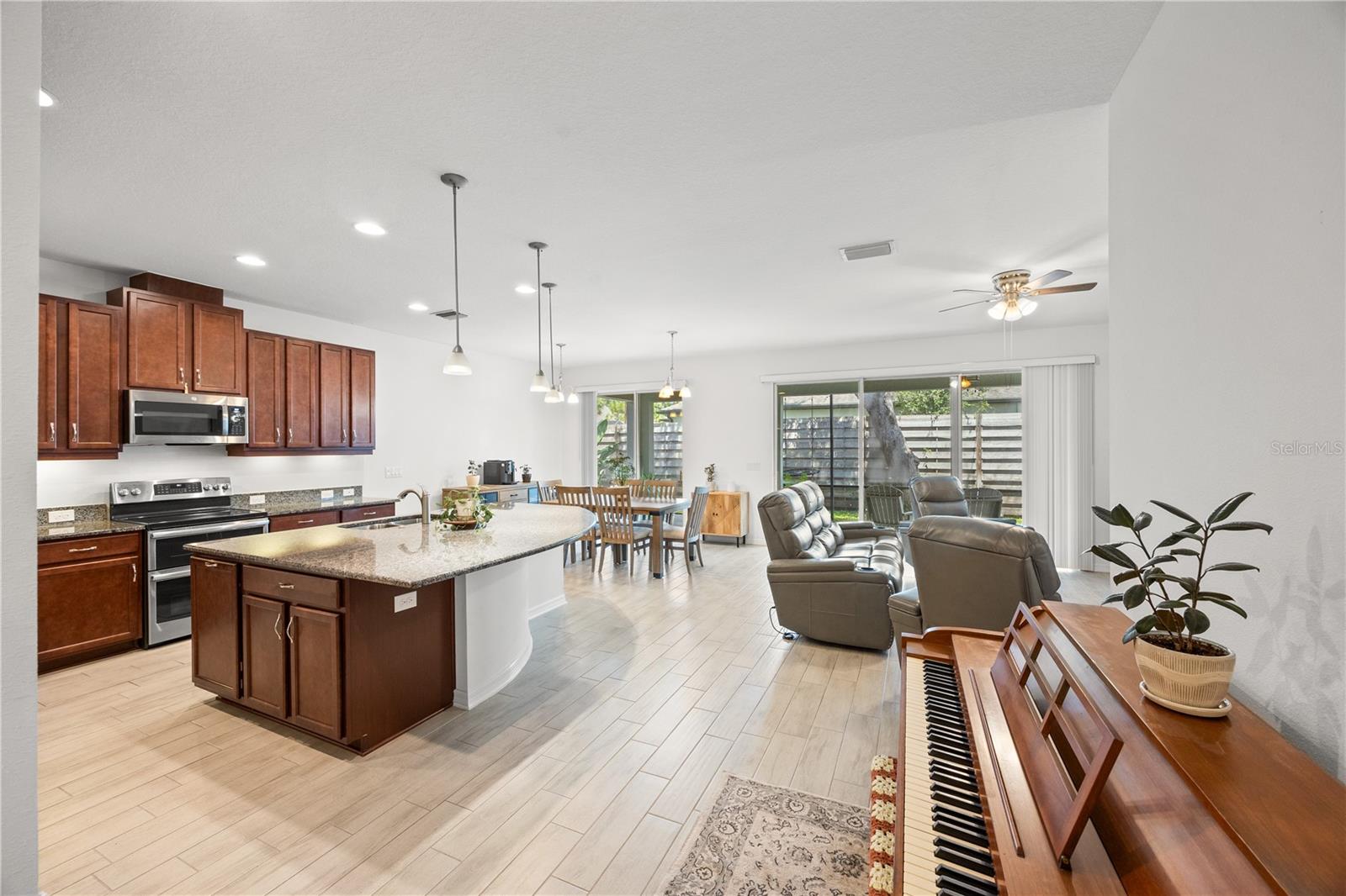 SYLVAN LEA - Residential