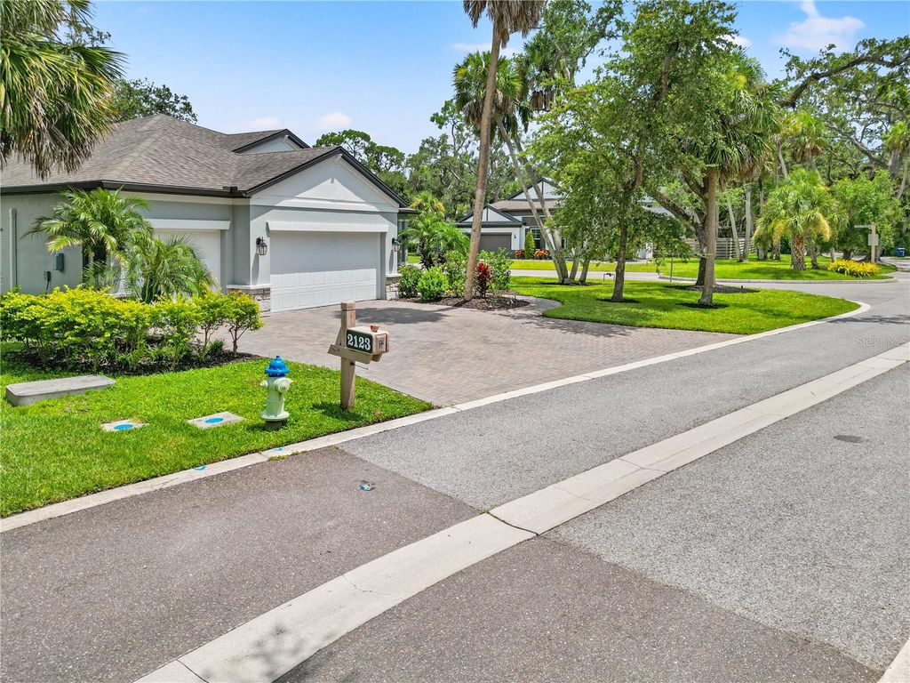 Photo of 2123 Sylvan Lea Drive, Sarasota, FL 34240 (MLS # A4660454)