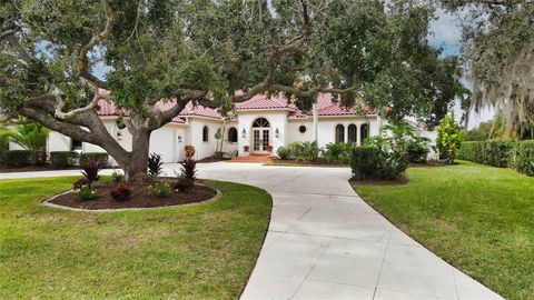 A home in PARRISH