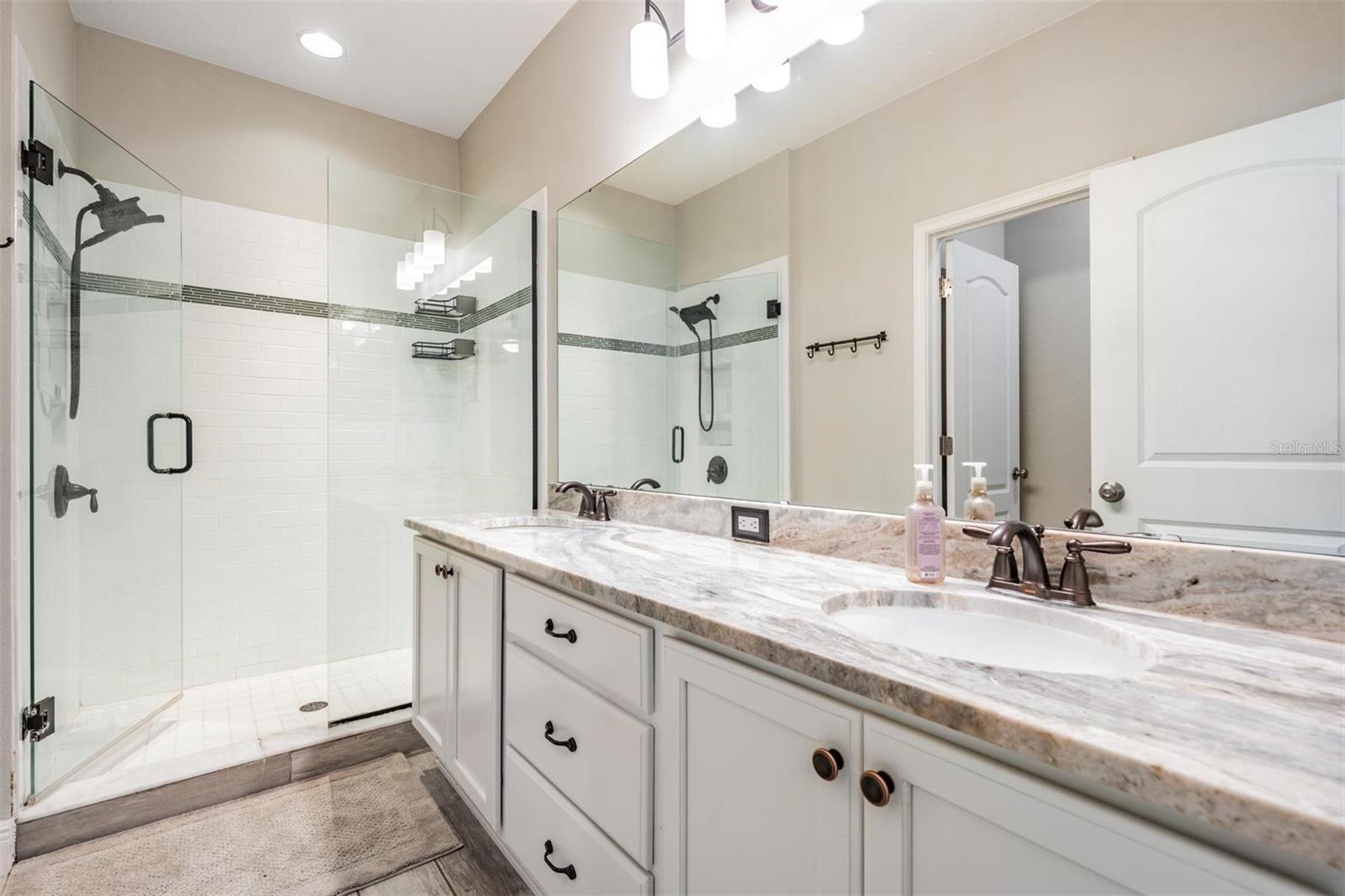 LAKESHORE RANCH PH I - Residential