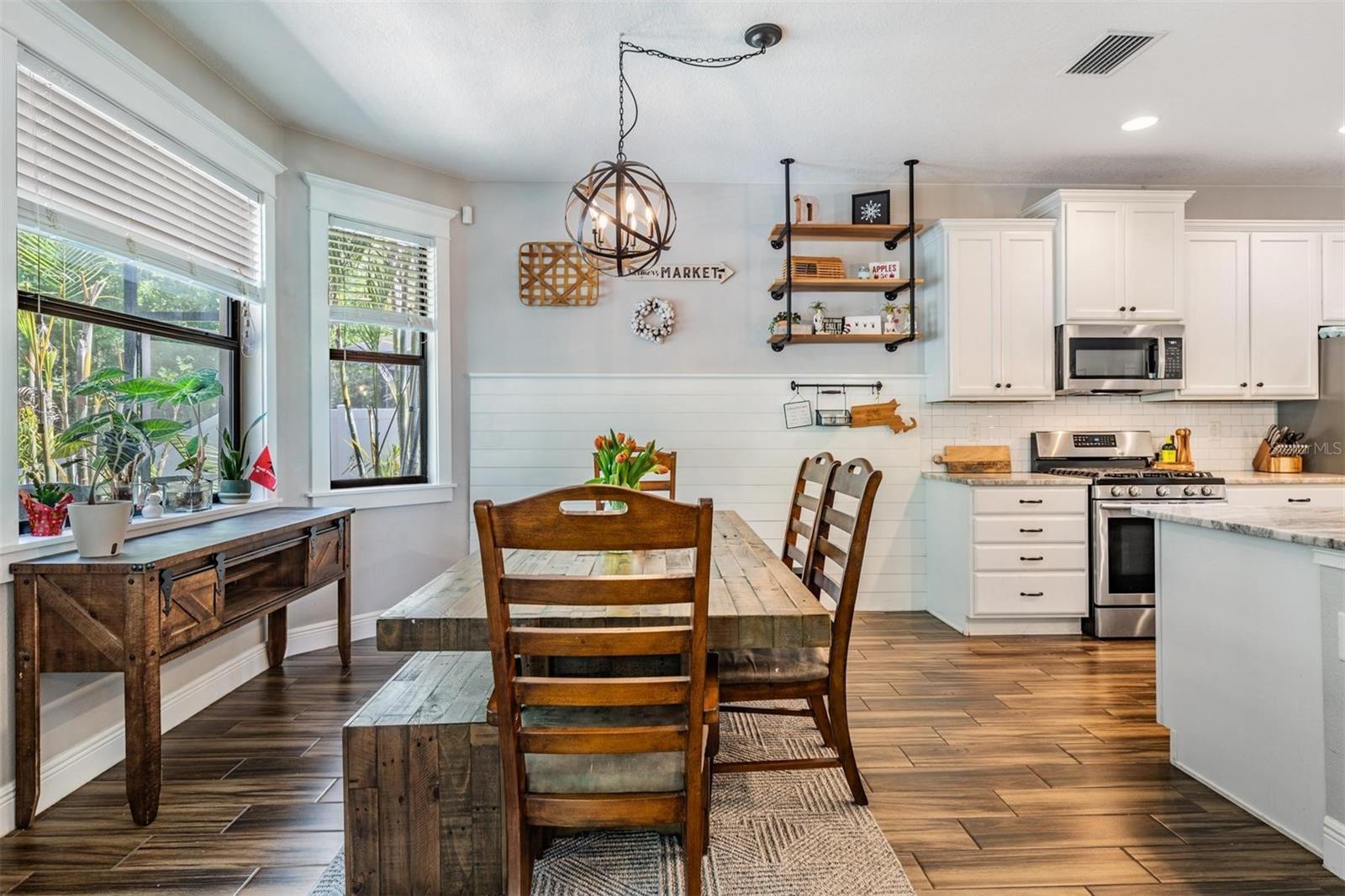 LAKESHORE RANCH PH I - Residential