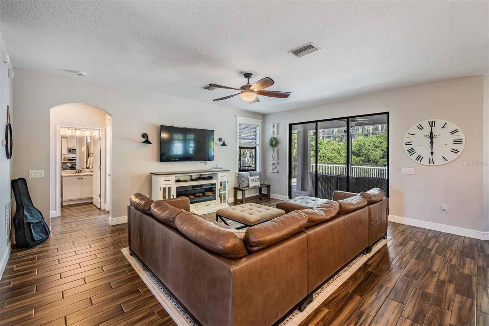 LAKESHORE RANCH PH I - Residential