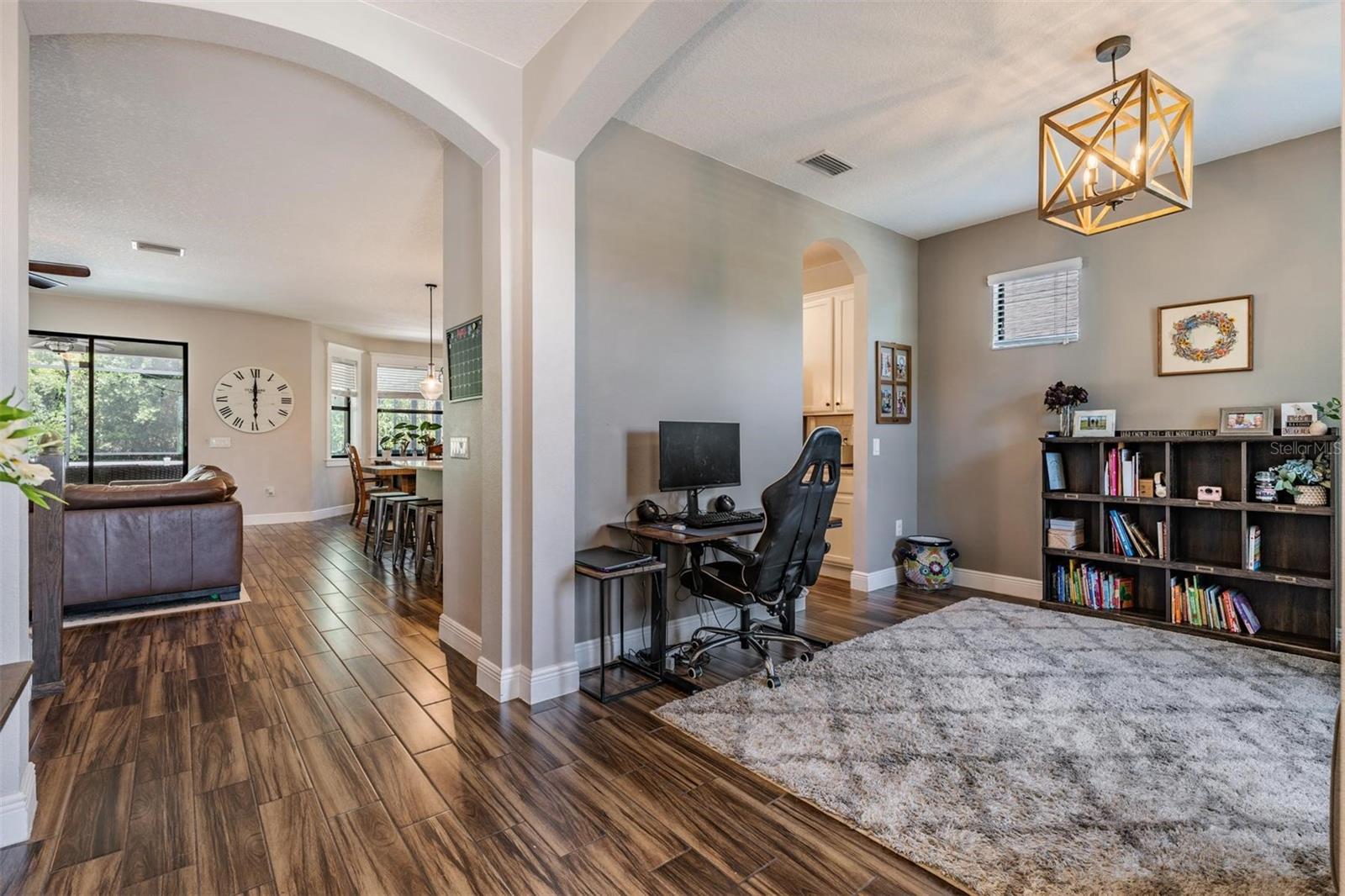 LAKESHORE RANCH PH I - Residential