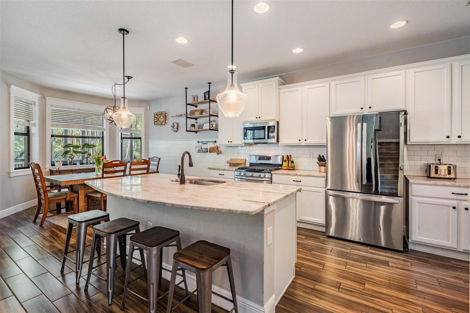 LAKESHORE RANCH PH I - Residential