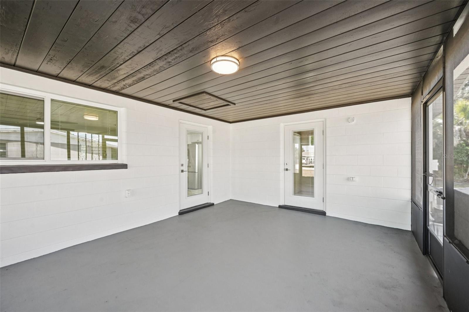 OVERBROOK GARDENS - Residential