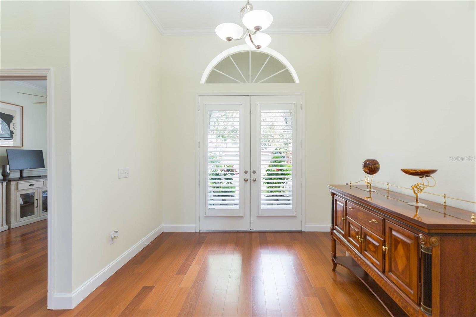 18111 DIAMOND COVE COURT