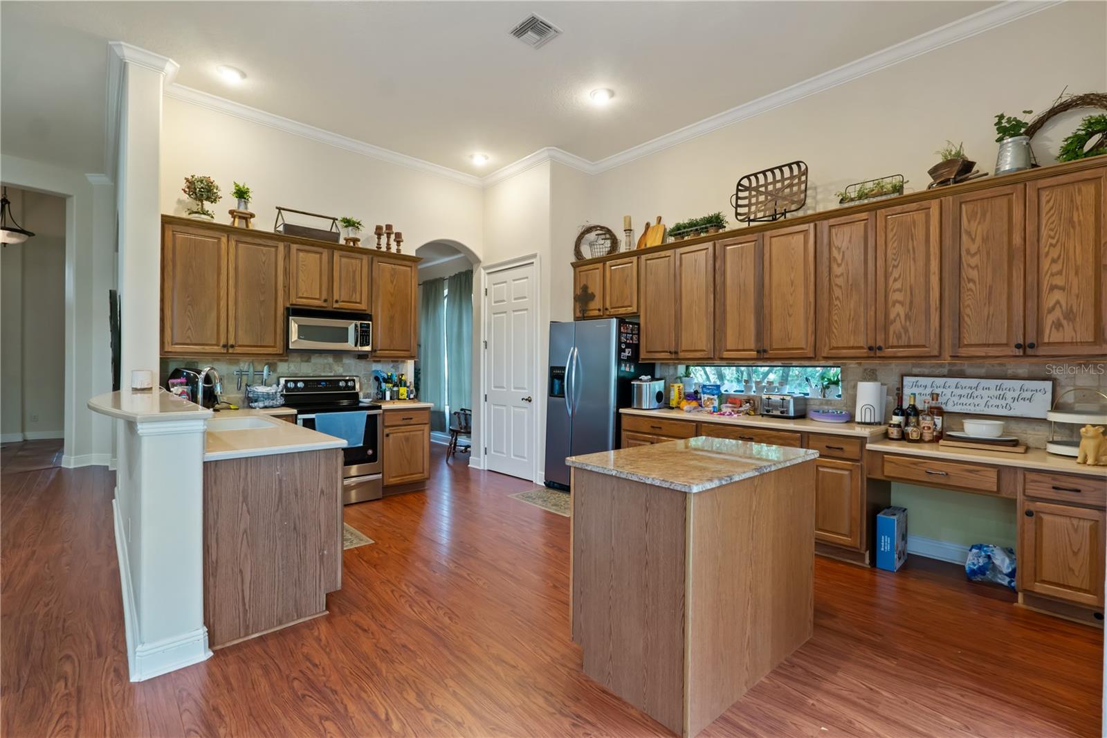 HARBOR HILLS UN #1 - Residential