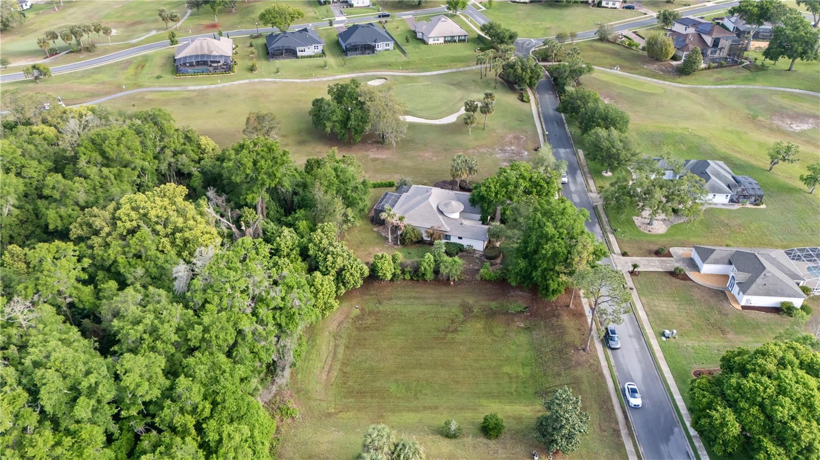 HARBOR HILLS UN #1 - Residential