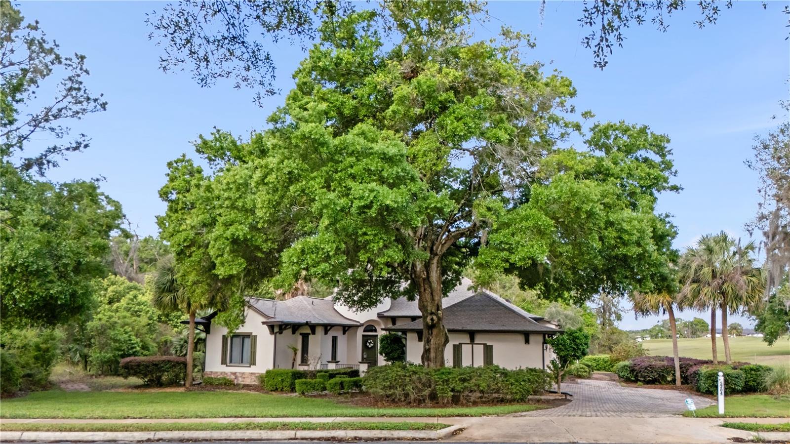 HARBOR HILLS UN #1 - Residential