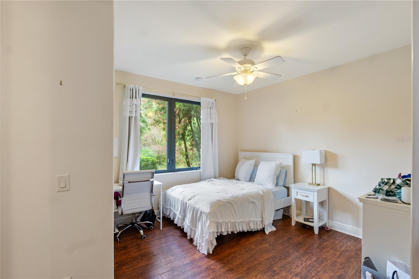 HARBOR HILLS UN #1 - Residential