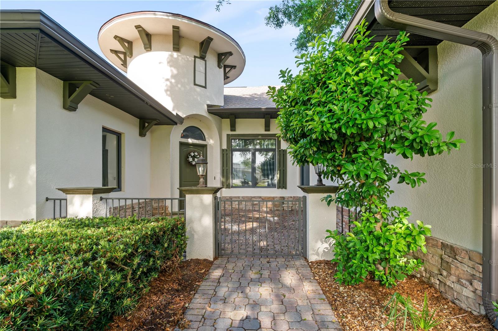 HARBOR HILLS UN #1 - Residential