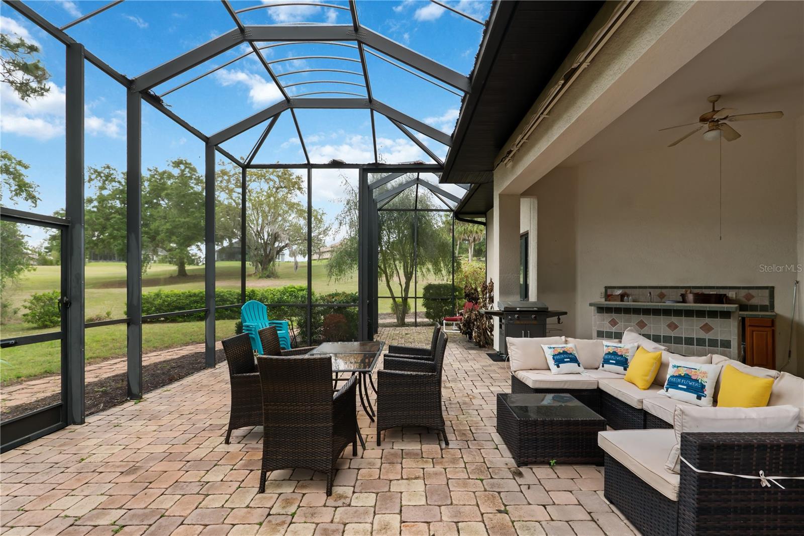 HARBOR HILLS UN #1 - Residential