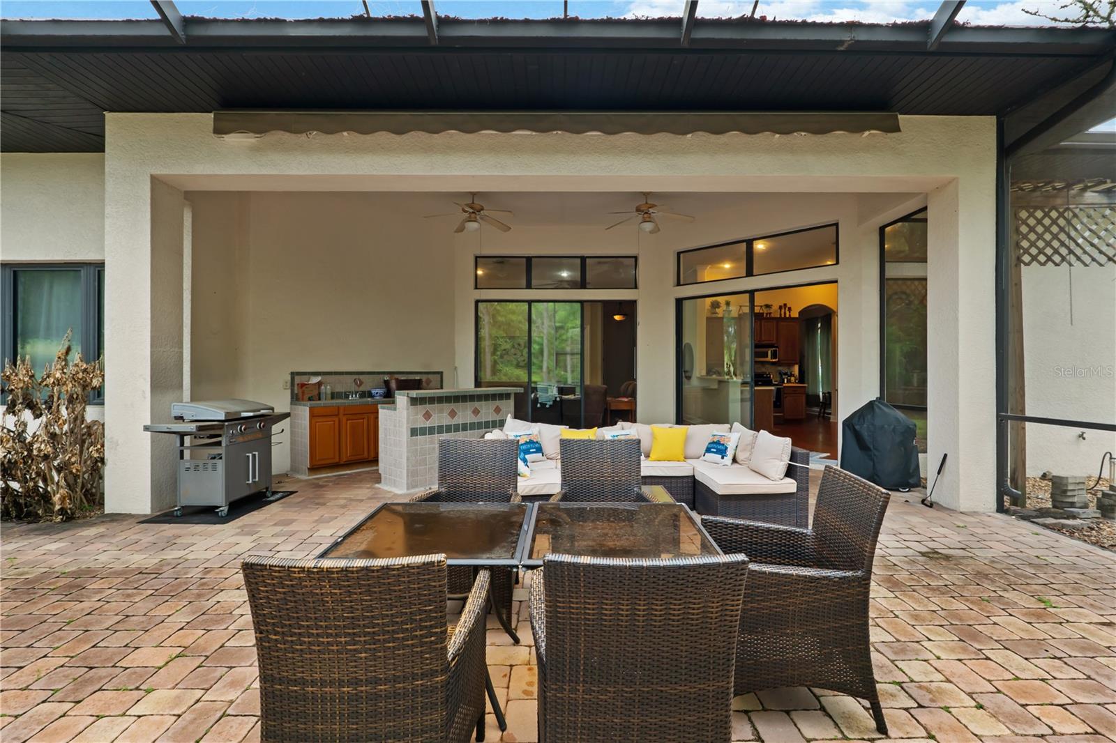 HARBOR HILLS UN #1 - Residential