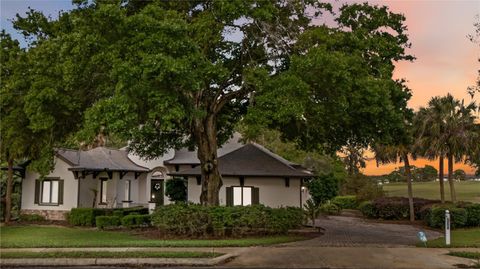 Photo of 5204 Greens Drive, Lady Lake, FL 32159 (MLS # G5110432)