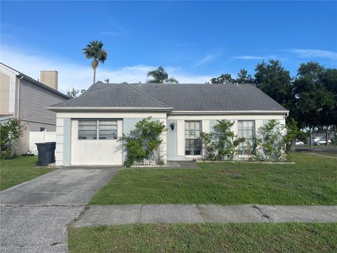 Photo of 11001 Sunswept Place, Tampa, FL 33624 (MLS # TB8521121)