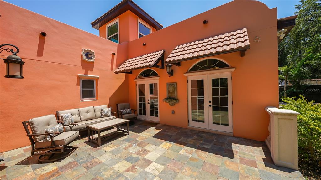 AVON HEIGHTS 2 - Residential Lease