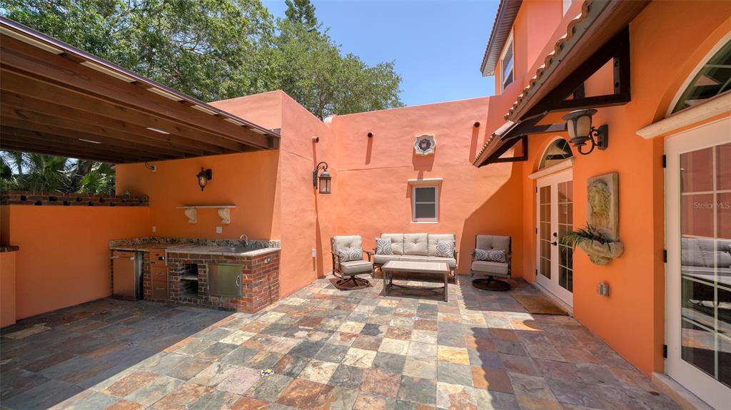 AVON HEIGHTS 2 - Residential Lease