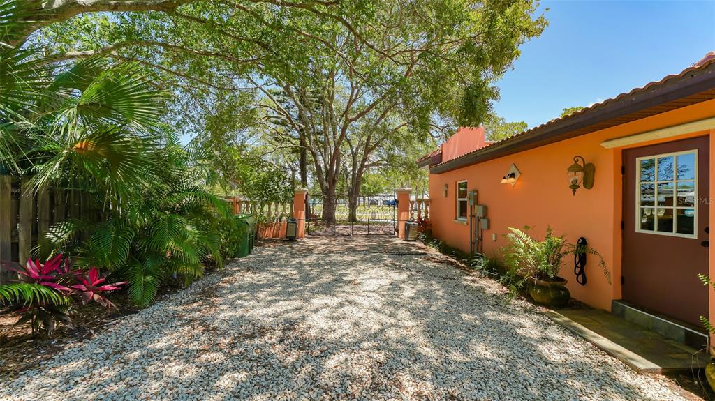 AVON HEIGHTS 2 - Residential Lease