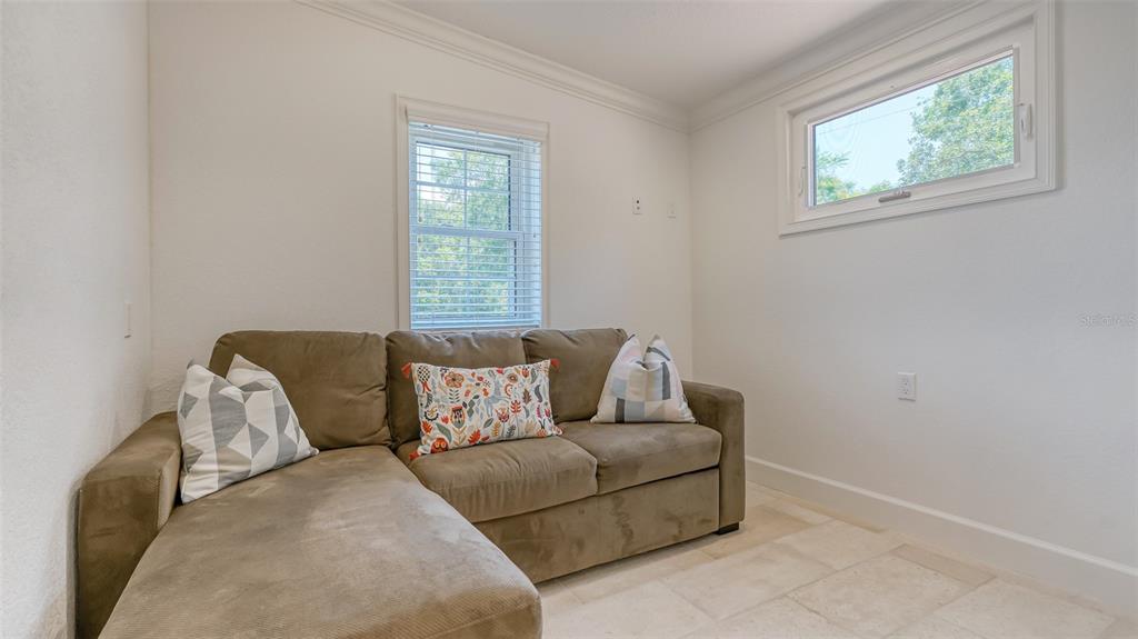 AVON HEIGHTS 2 - Residential Lease