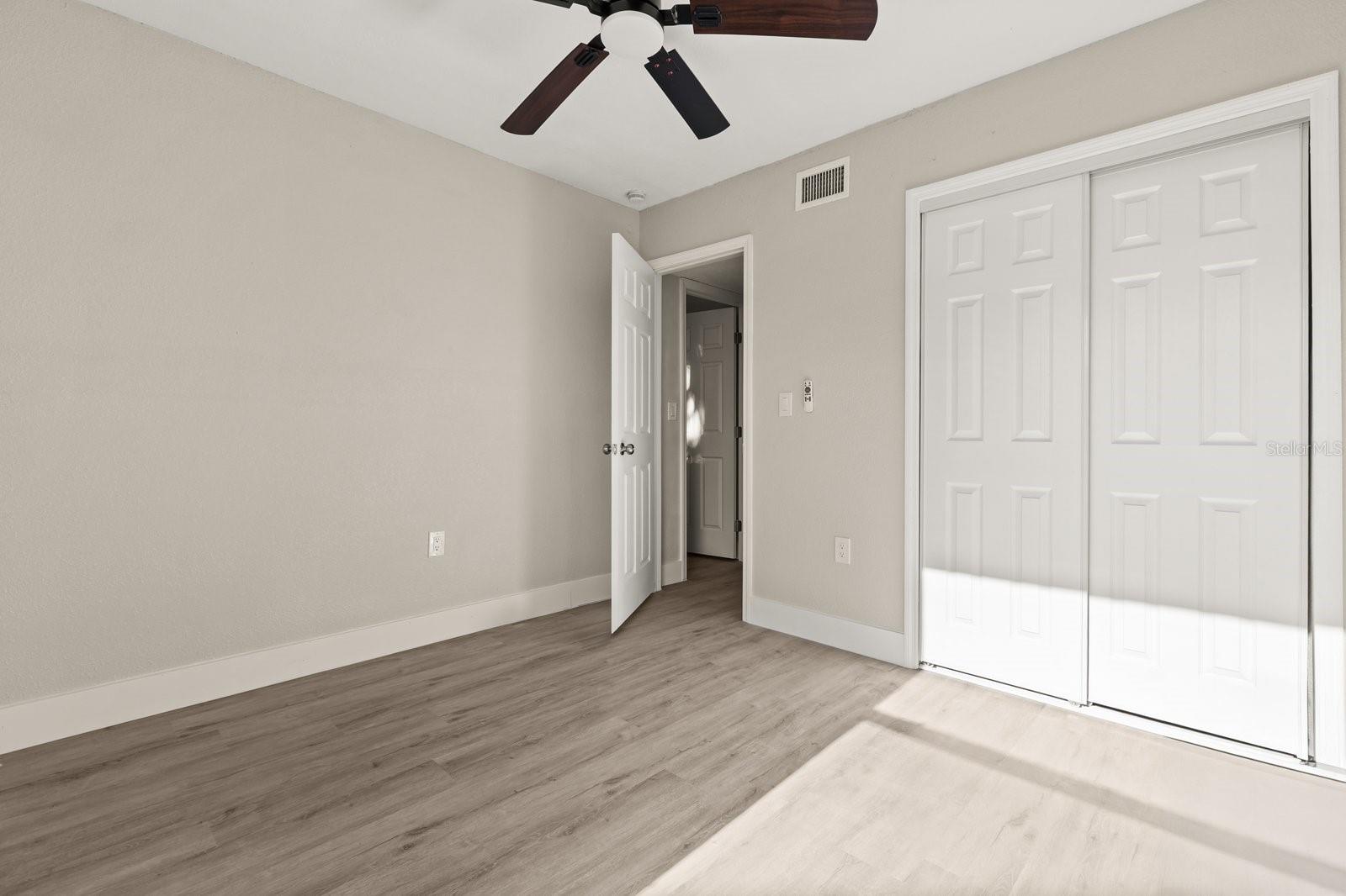 STONE ISLAND ESTATES UNIT 03 - Residential