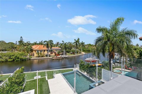 A home in SARASOTA