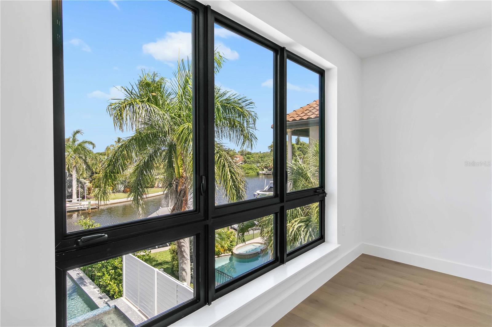 SARASOTA BEACH - Residential