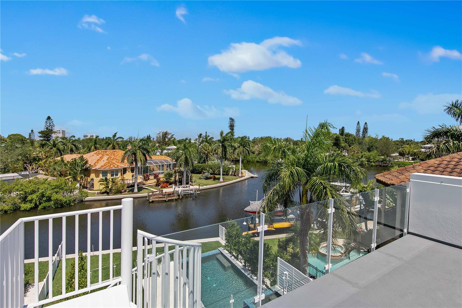 SARASOTA BEACH - Residential