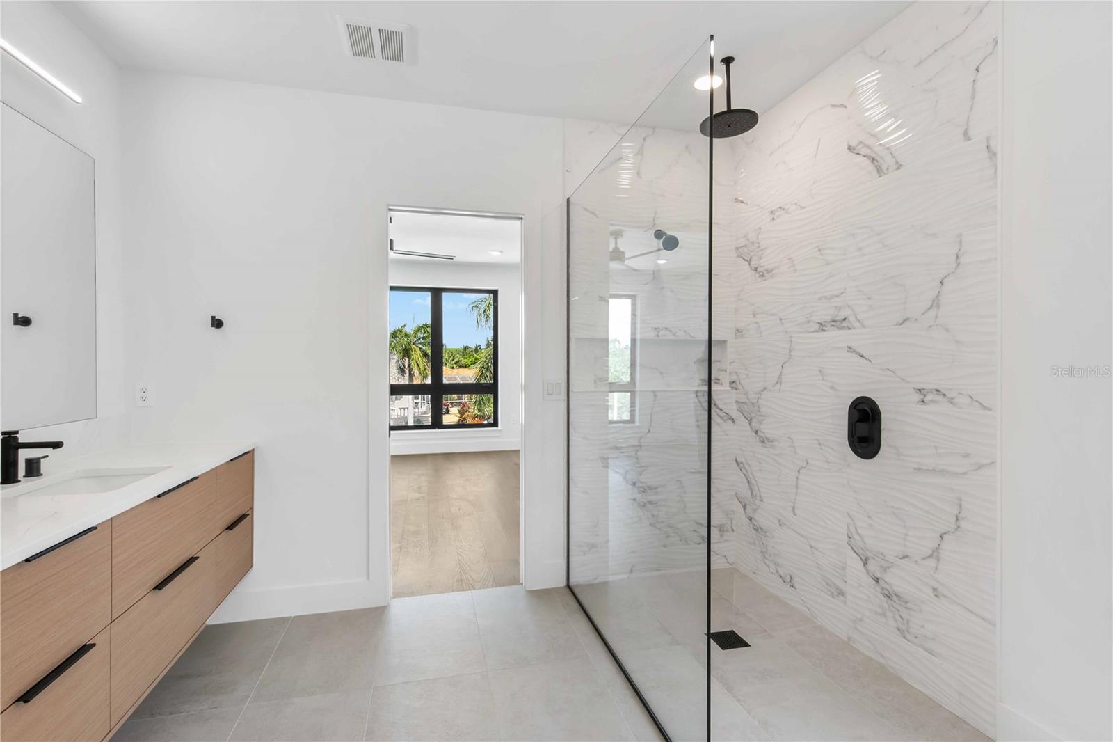 SARASOTA BEACH - Residential