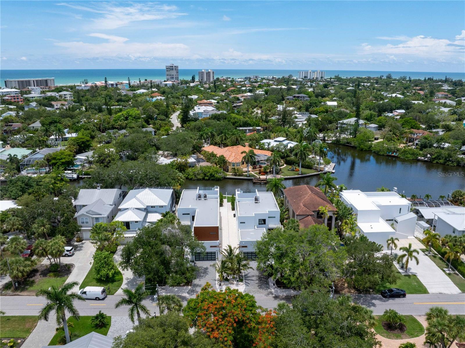 SARASOTA BEACH - Residential