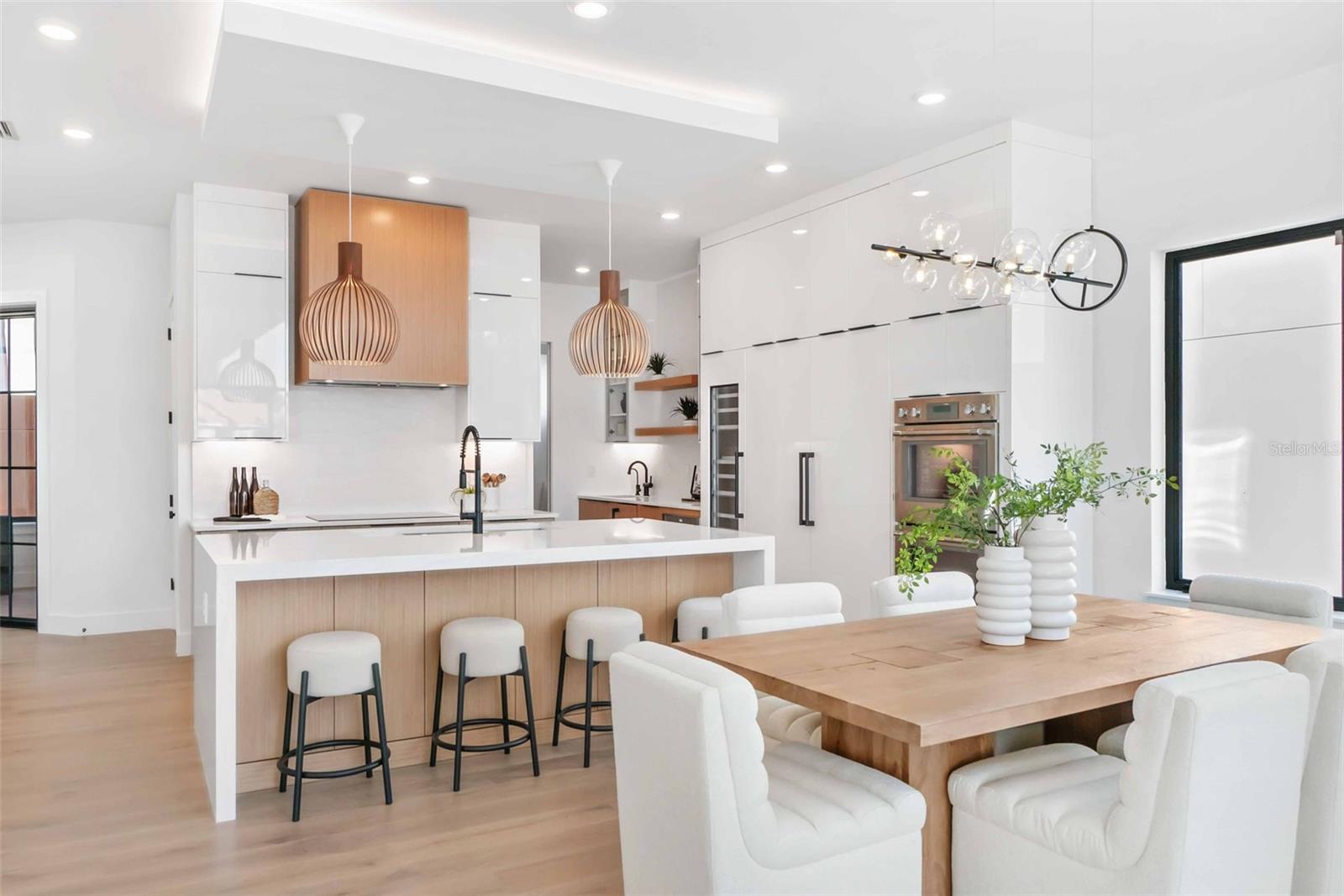 SARASOTA BEACH - Residential