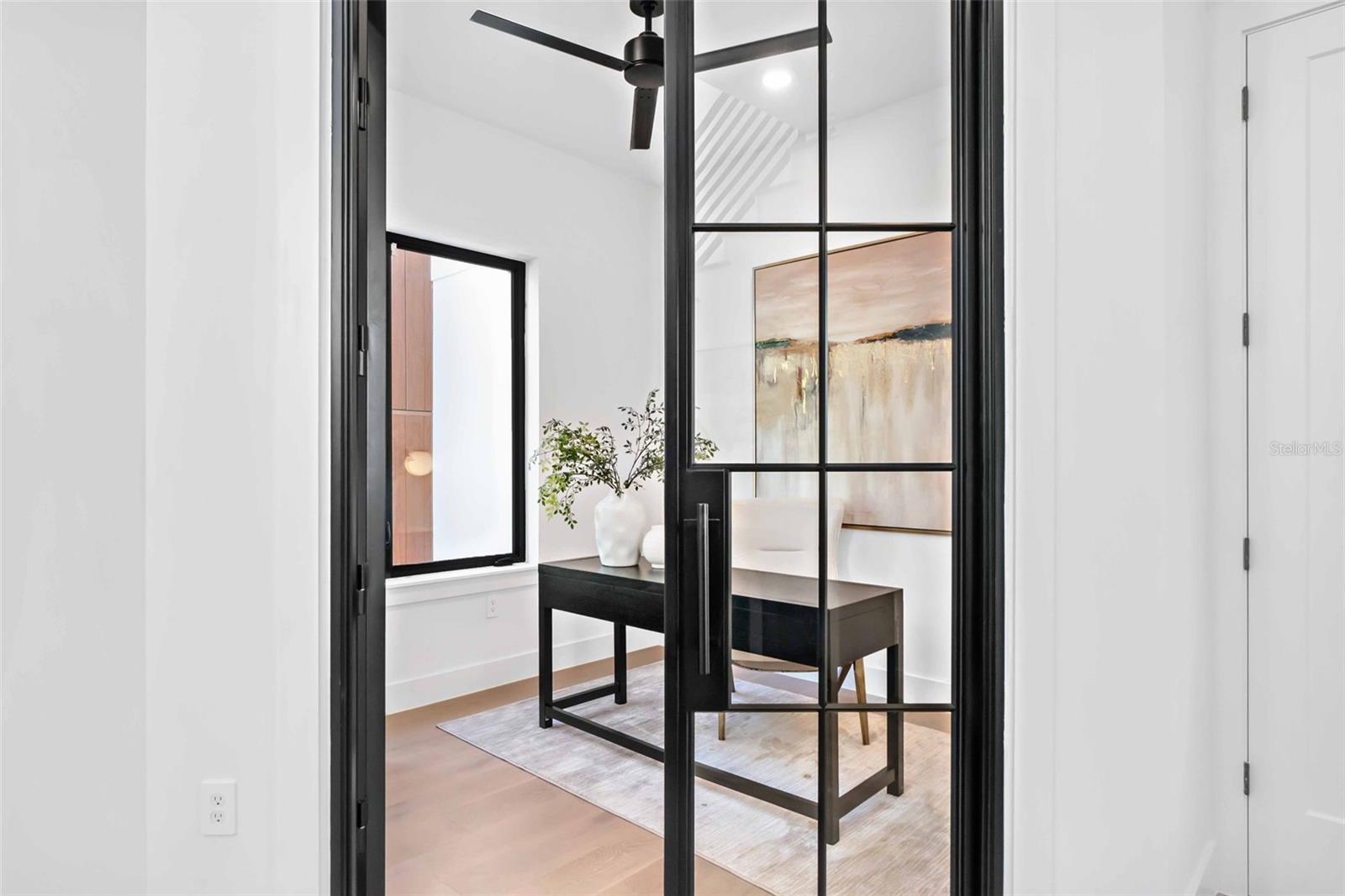 SARASOTA BEACH - Residential