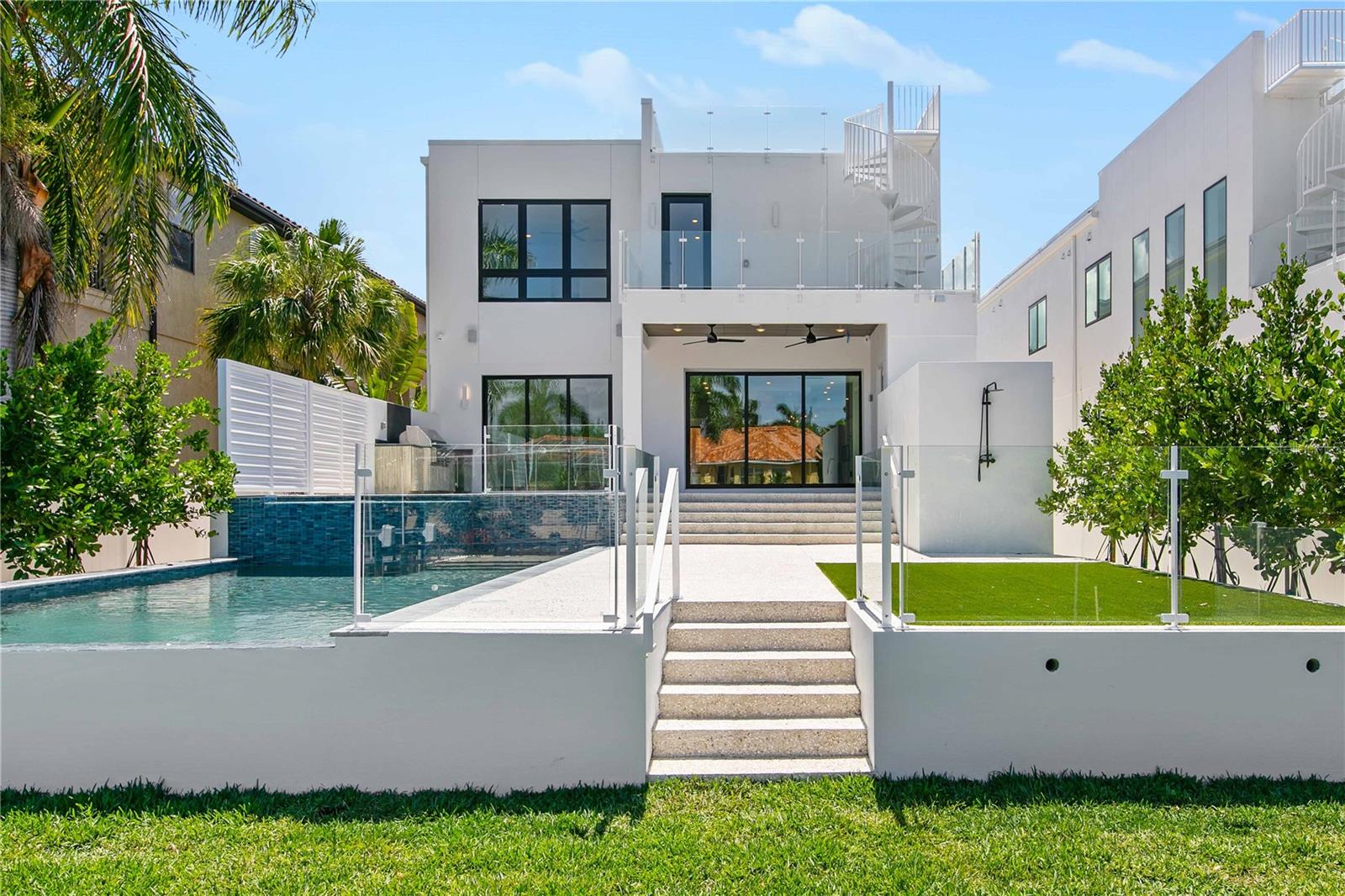 SARASOTA BEACH - Residential