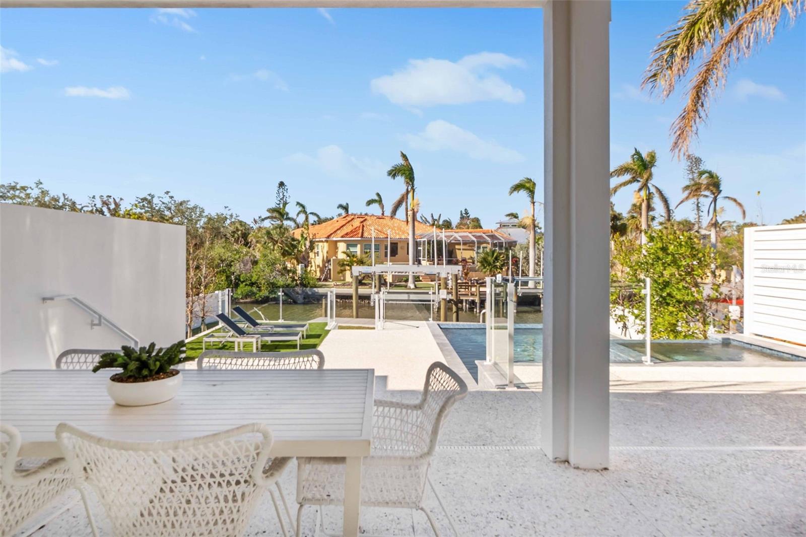 SARASOTA BEACH - Residential