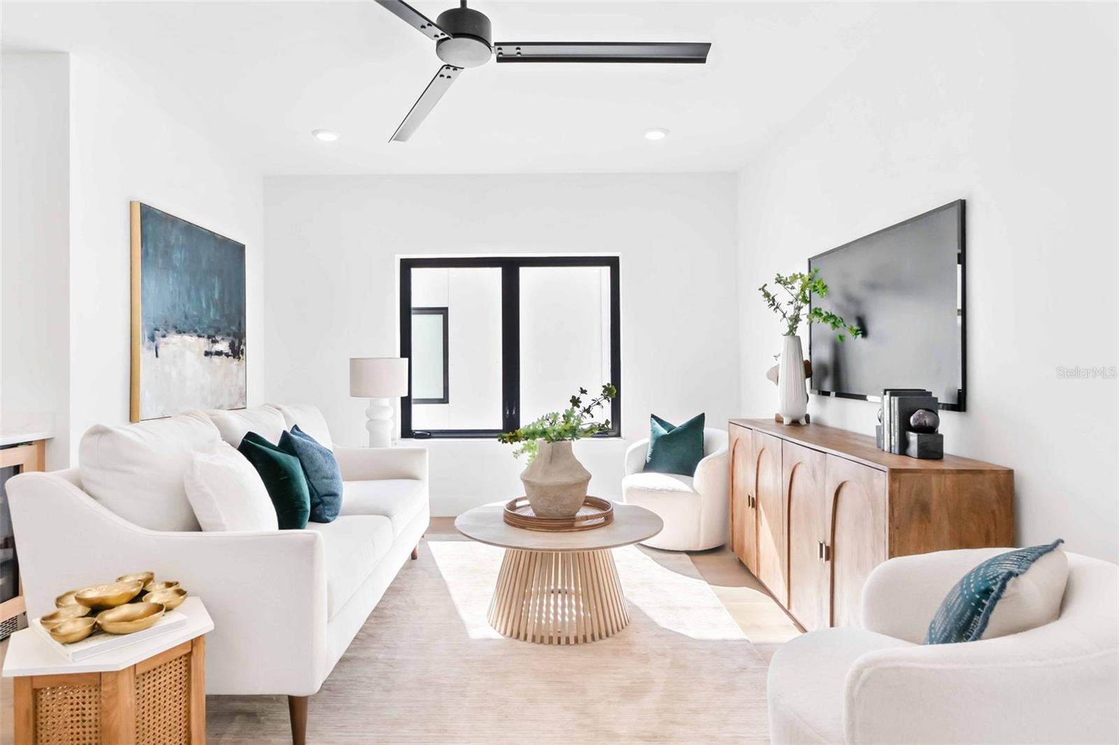 SARASOTA BEACH - Residential