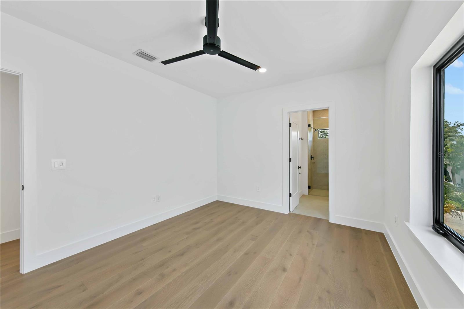 SARASOTA BEACH - Residential