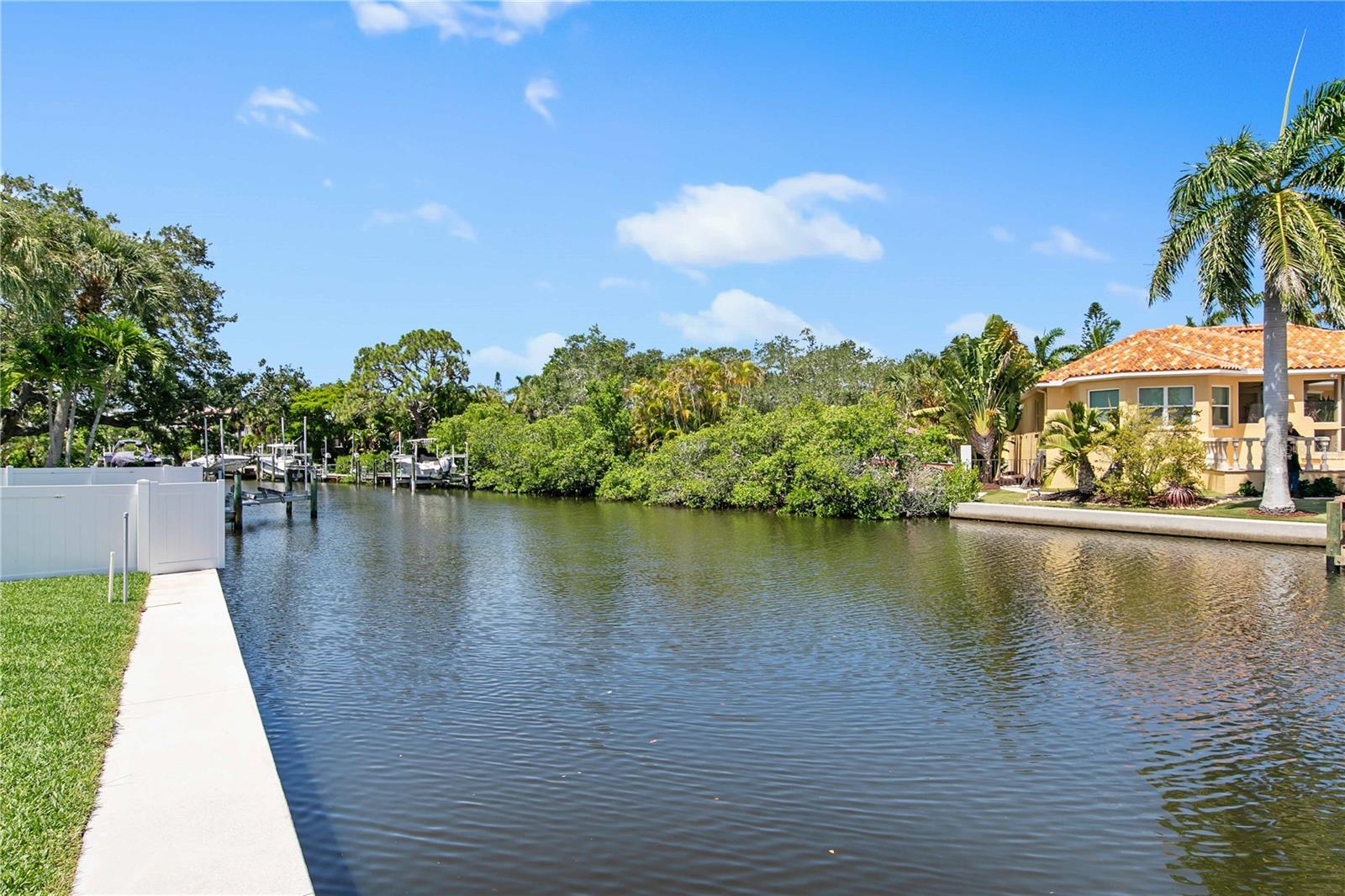 SARASOTA BEACH - Residential