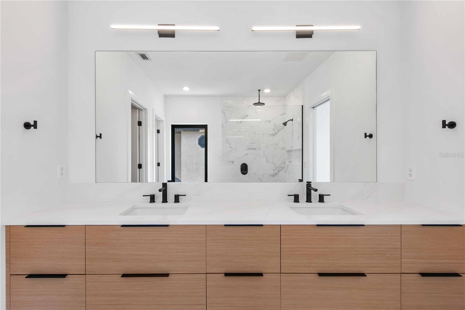 SARASOTA BEACH - Residential