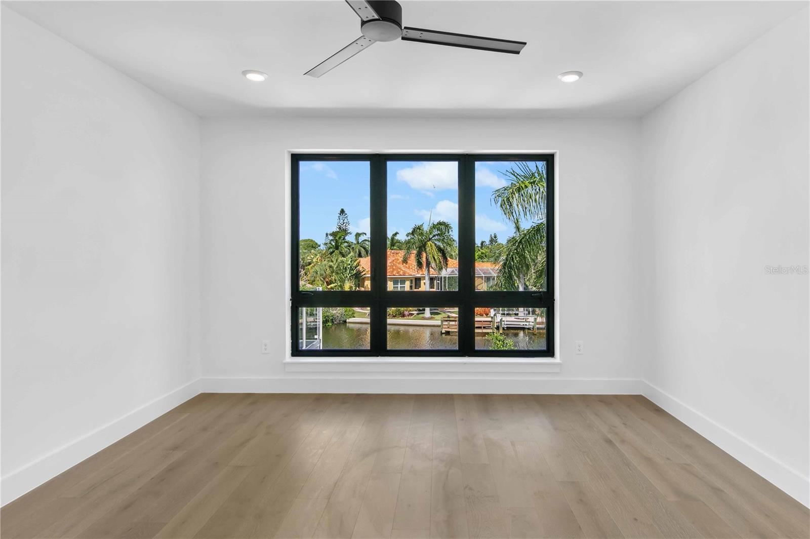 SARASOTA BEACH - Residential