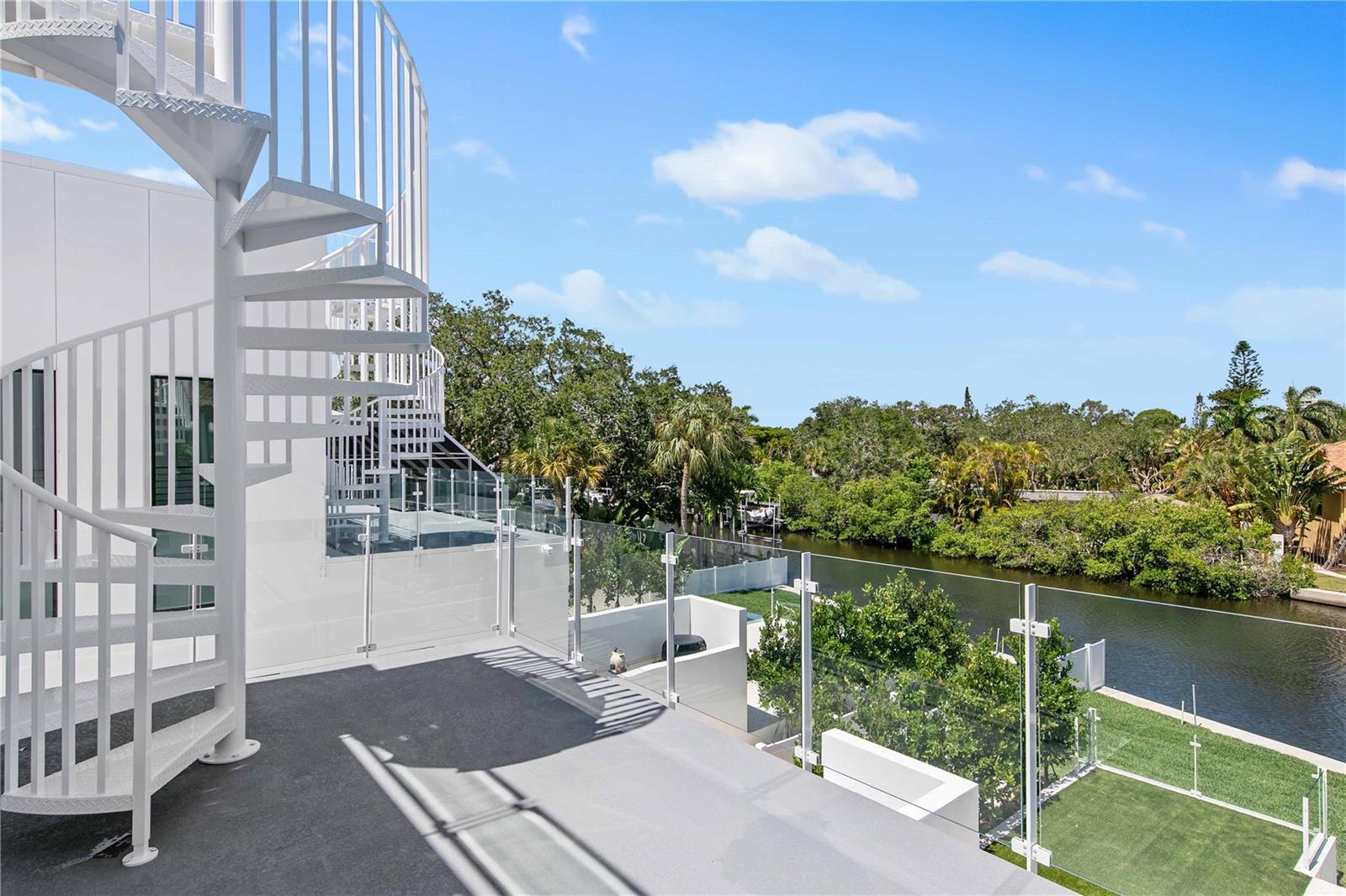 SARASOTA BEACH - Residential