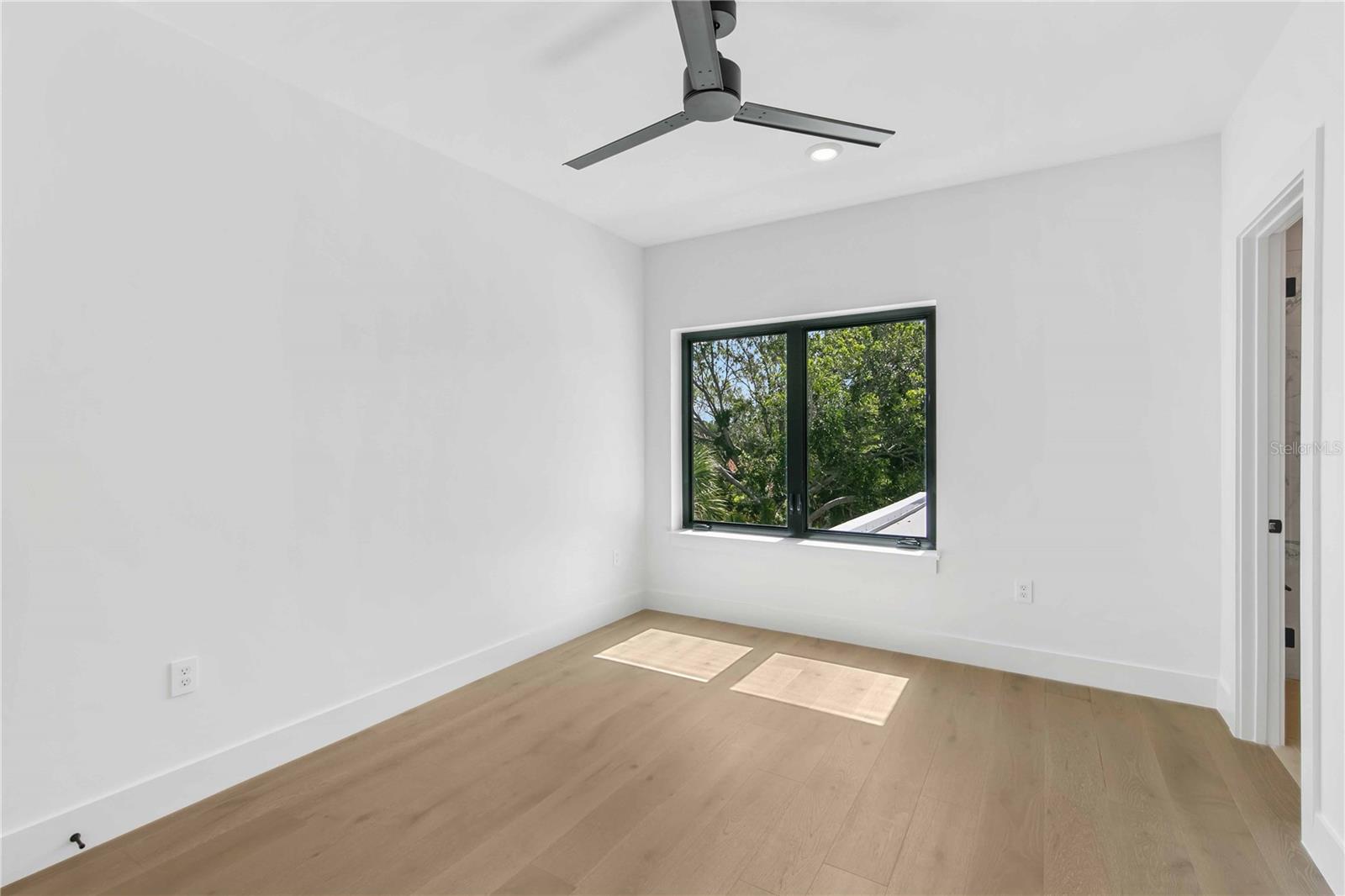 SARASOTA BEACH - Residential