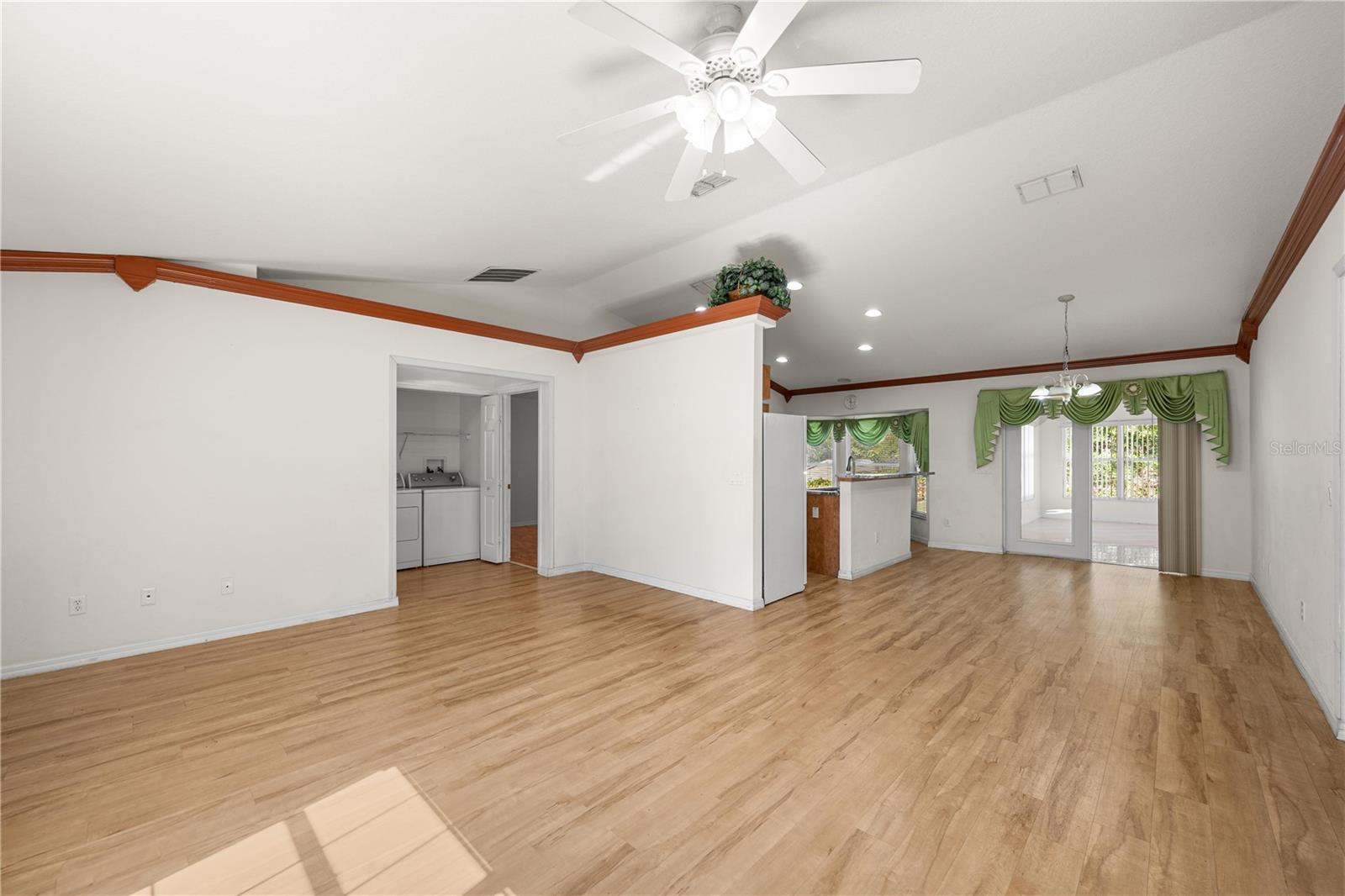 ORANGE BLOSSOM HILLS UN 01 - Residential