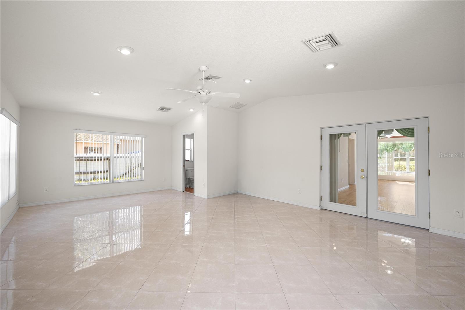 ORANGE BLOSSOM HILLS UN 01 - Residential