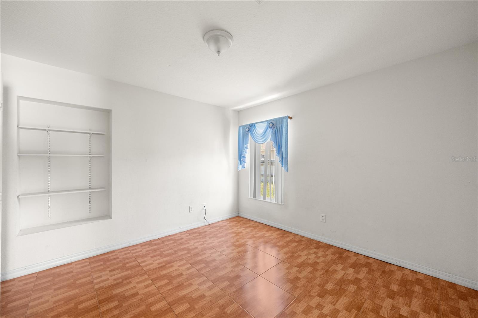 ORANGE BLOSSOM HILLS UN 01 - Residential