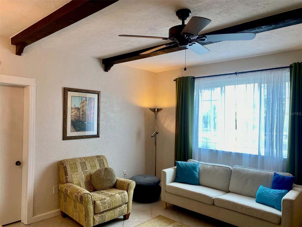 Photo of 238 Tampa Avenue W #6B, Venice, FL 34285 (MLS # N6145250)