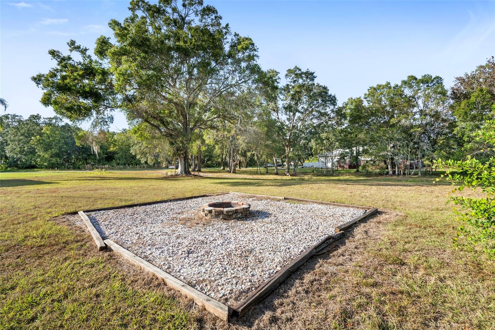 MEADOWBROOK ESTATES - Residential