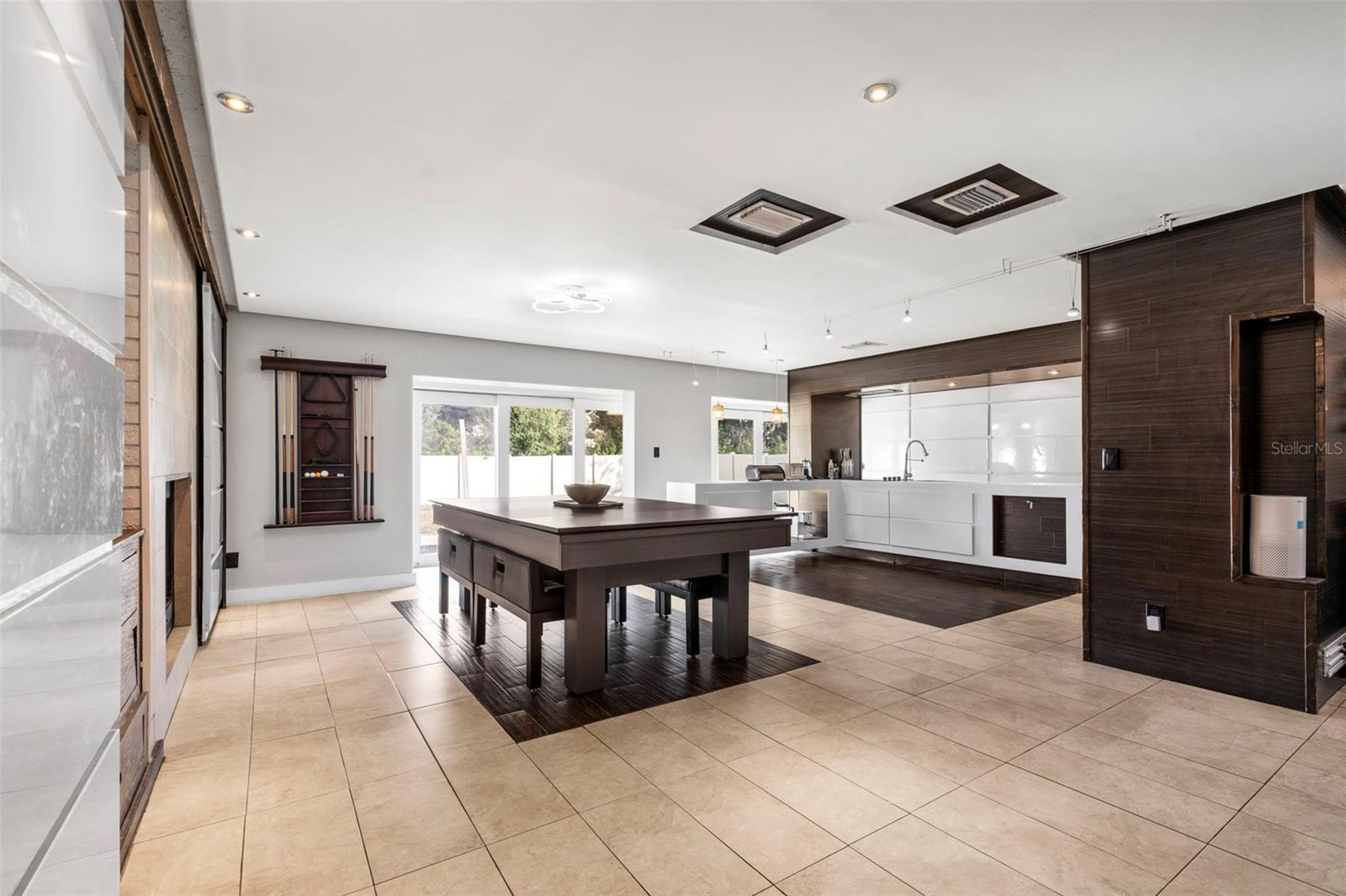 MEADOWBROOK ESTATES - Residential