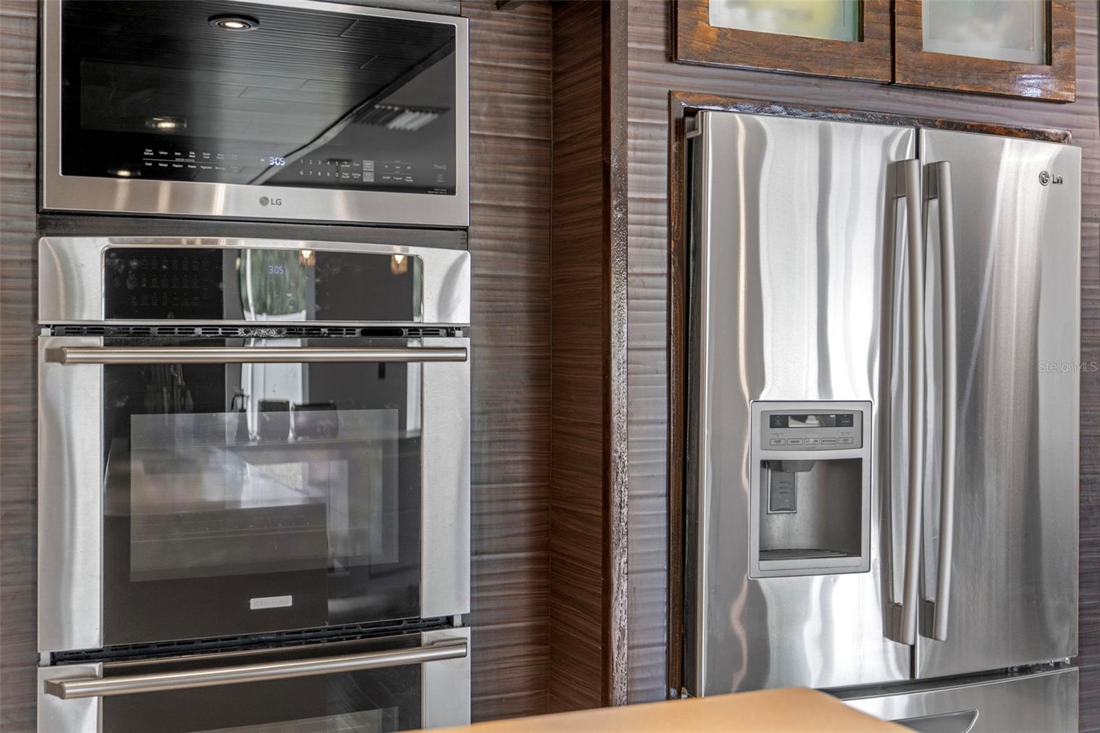 MEADOWBROOK ESTATES - Residential