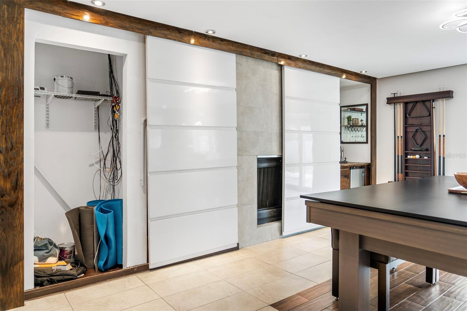 MEADOWBROOK ESTATES - Residential